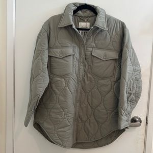 Aritzia Wilfred The Ganna Insulated Shirt Jacket